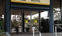 chifley-hotel-penrith-panthers-1-ls220b